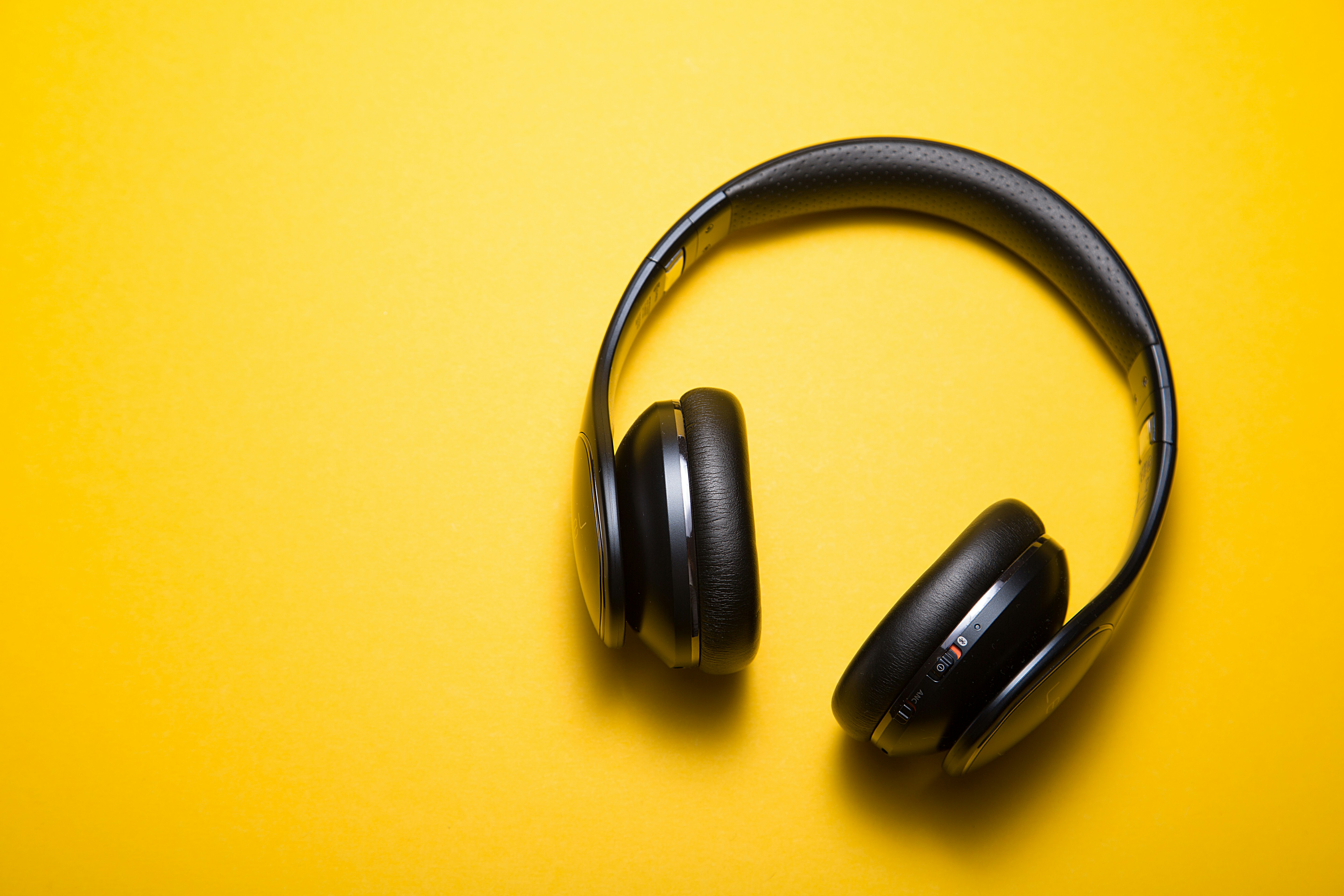 AudioMax Wireless Headphones